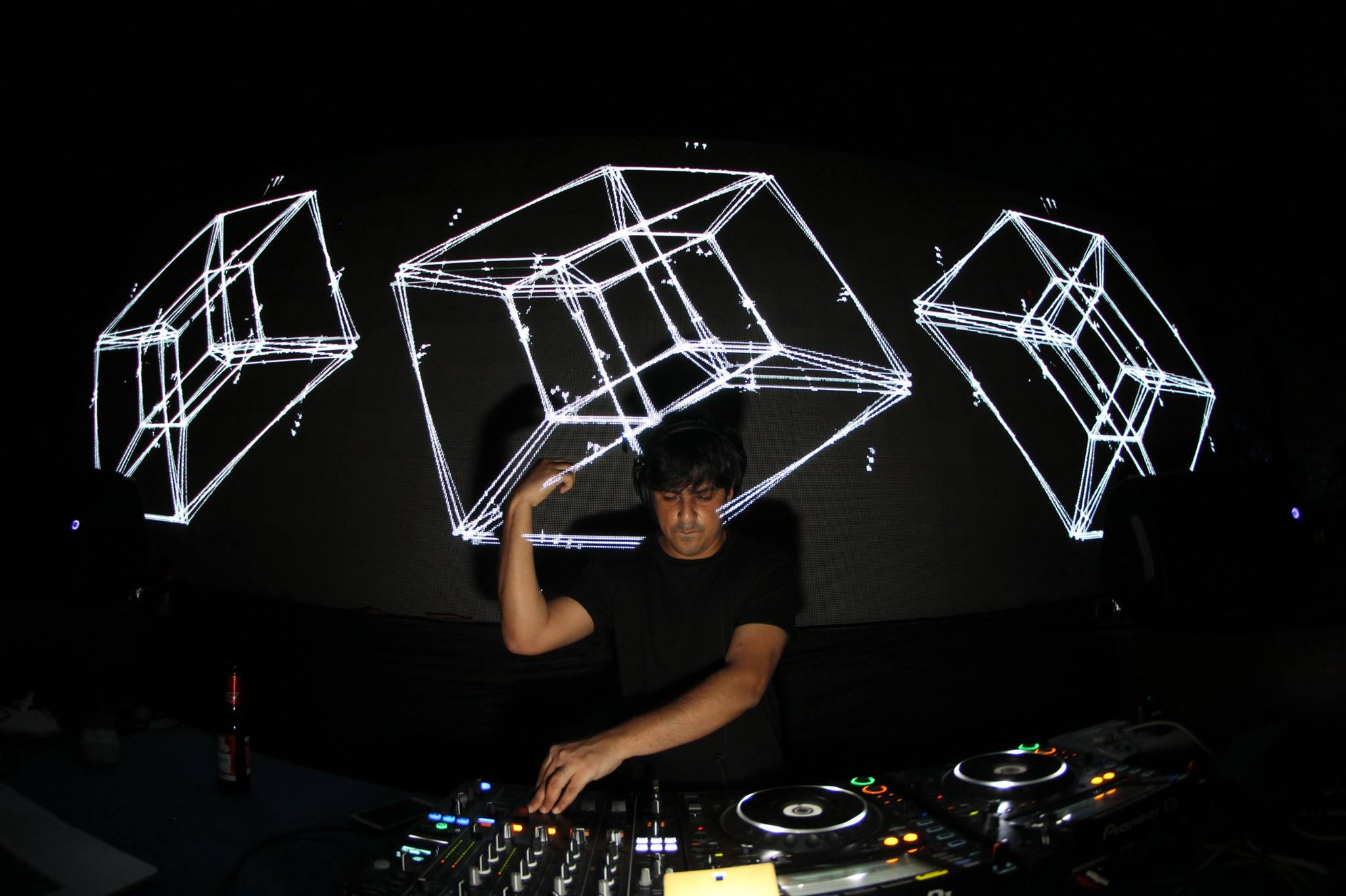 Track Science : SHFT unravels the making of ‘Fractal’ approaching sophistication with simplicity