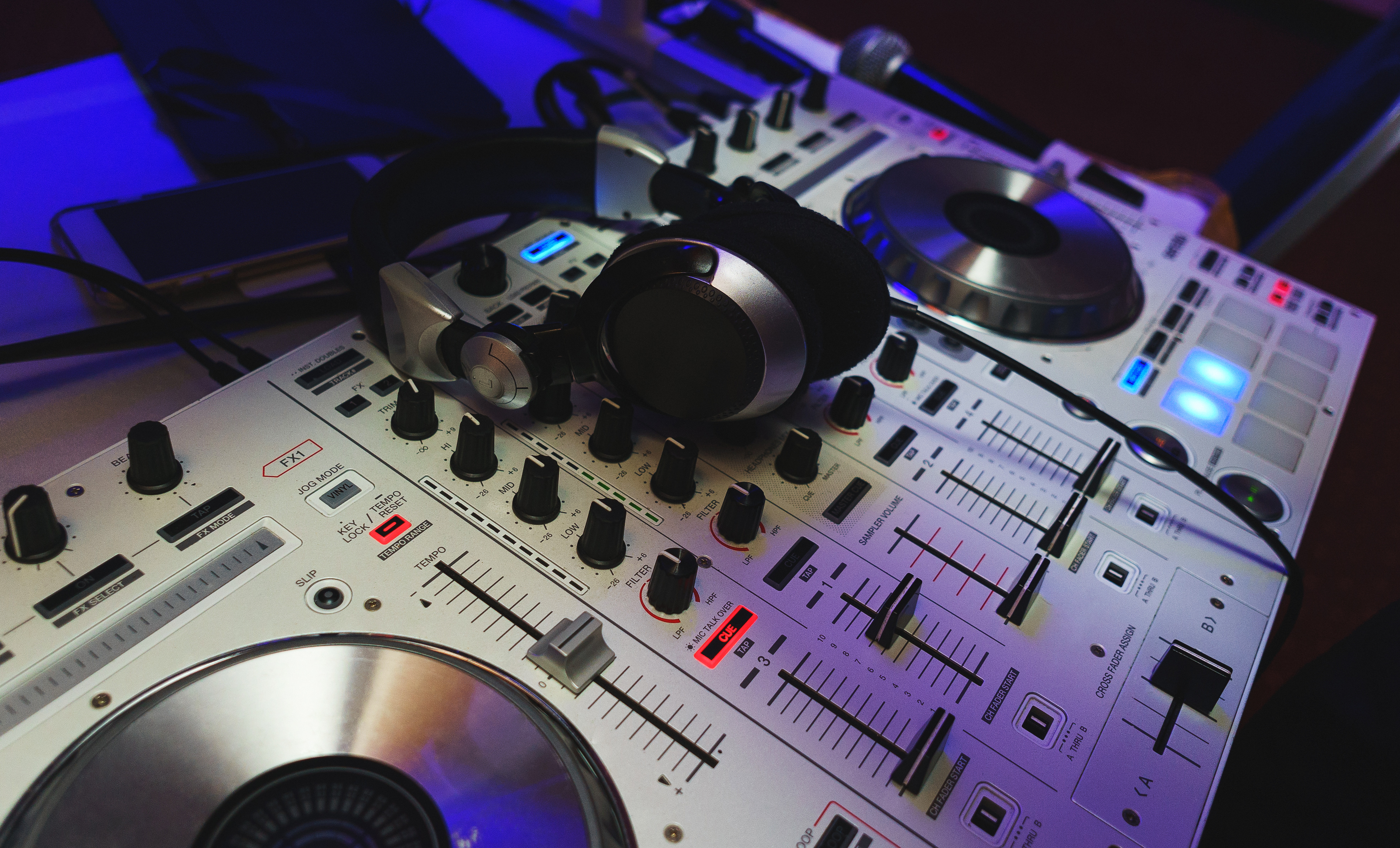 Setting up a professional DJ studio at home under ₹45,000